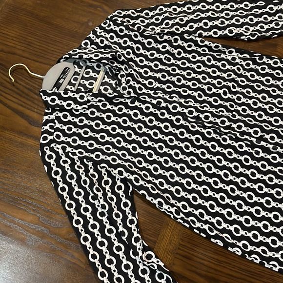 Zara Womens Button up Blouse - Picture 2 of 3